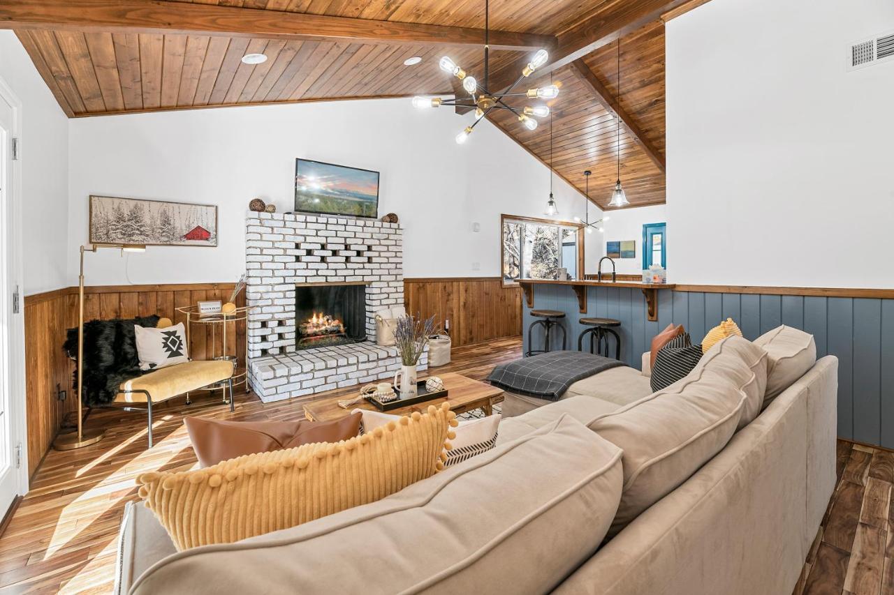 Yellow Pine Lodge - Charming Cottage Style Cabin With Peak-A-Boo Lake And Mountain Views Lac Big Bear Extérieur photo
