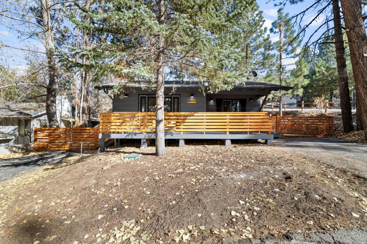 Yellow Pine Lodge - Charming Cottage Style Cabin With Peak-A-Boo Lake And Mountain Views Lac Big Bear Extérieur photo
